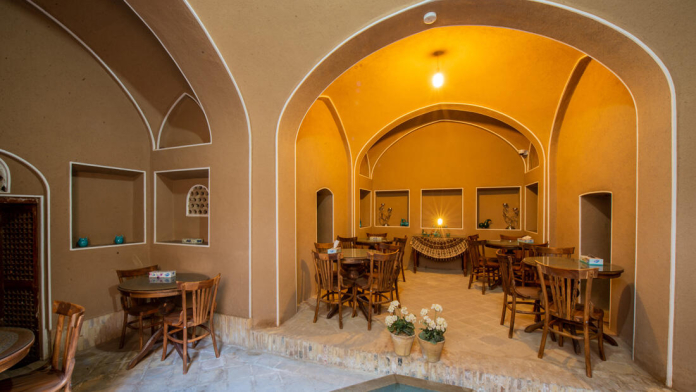 اقامتگاه سنتی شاسوسا کاشان فضای داخلی اقامتگاه 3 اقامتگاه سنتی شاسوسا کاشان فضای داخلی اقامتگاه 3