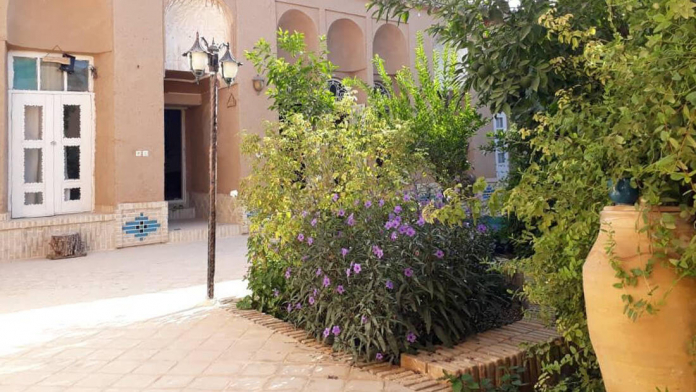 اقامتگاه بوم‌گردی عمارت بانو یزد فضای داخلی اقامتگاه