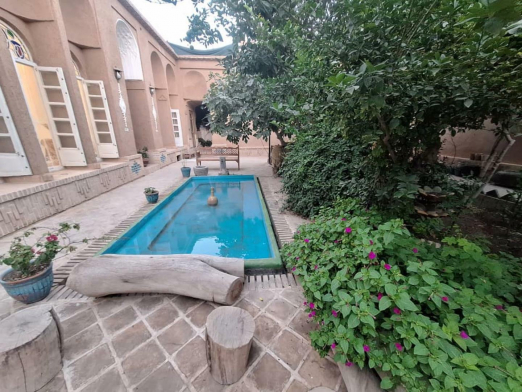 اقامتگاه بوم‌گردی عمارت بانو یزد فضای داخلی اقامتگاه