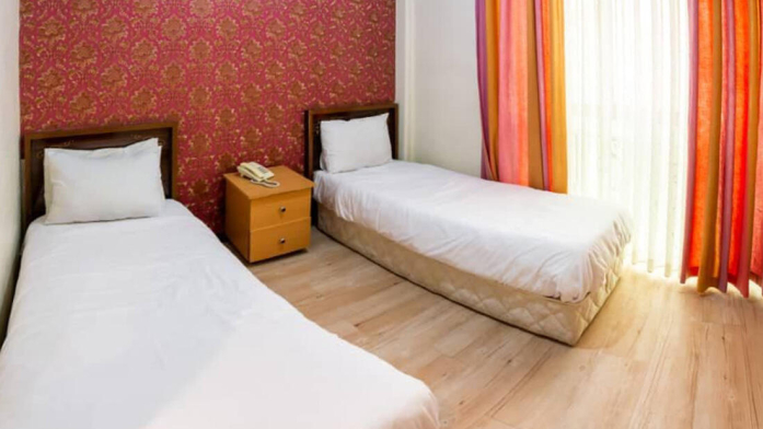 هتل آپارتمان یلدا مشهد اتاق دو تخته تویین هتل آپارتمان یلدا مشهد اتاق دو تخته تویین