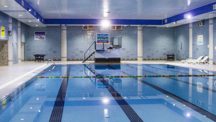 هتل آکراس سیرجان استخر