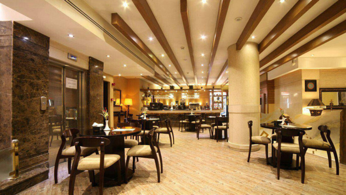 هتل توحید نوین مشهد کافی شاپ