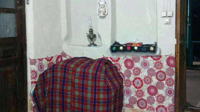 اقامتگاه بوم‌گردی کندوج تنکابن فضای داخلی اتاق ها 2