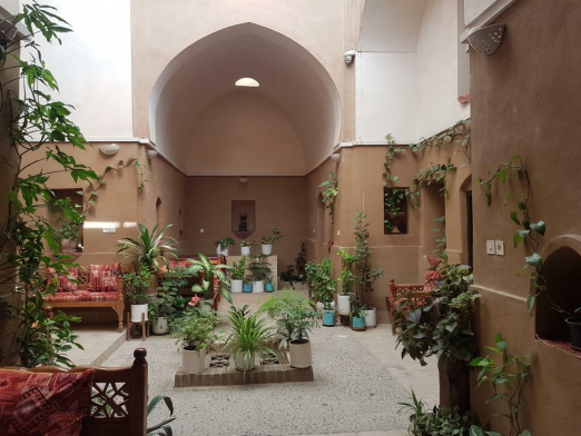 اقامتگاه بومگردی شهرزاد یزد فضای داخلی اقامتگاه 2 اقامتگاه بومگردی شهرزاد یزد فضای داخلی اقامتگاه 2