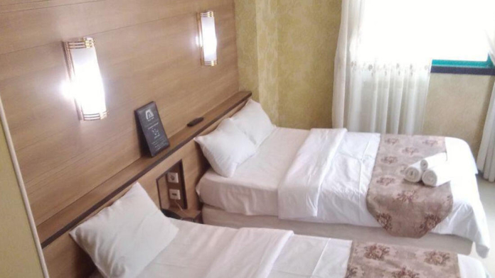 هتل آریا مشهد اتاق سه تخته 2