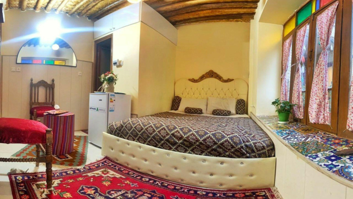 اقامتگاه بوم گردی ماه سلطان اتاق دوتخته زربانو