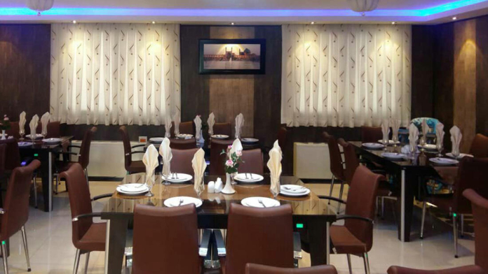 خانه مسافر مینوسا اصفهان رستوران 1