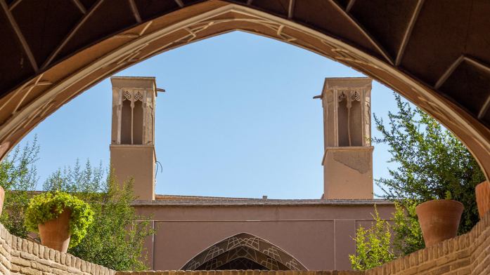 اقامتگاه سنتی سرای عامری ها کاشان فضای داخلی اقامتگاه 5 اقامتگاه سنتی سرای عامری ها کاشان فضای داخلی اقامتگاه 5