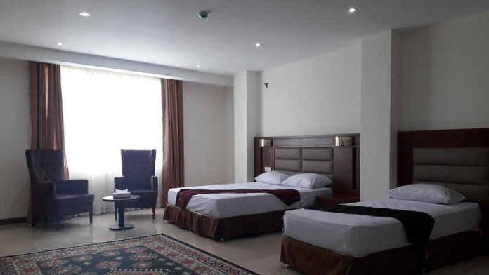 هتل پرشیا 3 نوشهر اتاق سه تخته 1 هتل پرشیا 3 نوشهر اتاق سه تخته 1