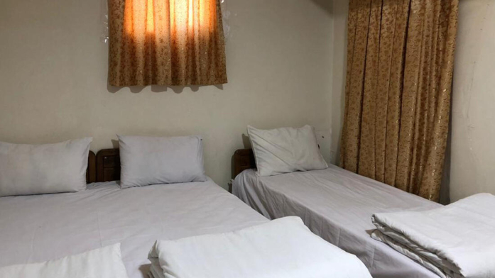 هتل آپارتمان گل مشهد سوئیت سه تخته 2