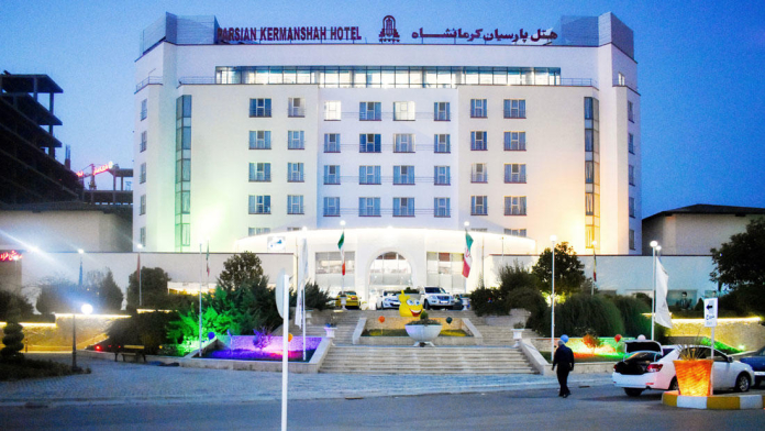 هتل پارسیان کرمانشاه نمای بیرونی 