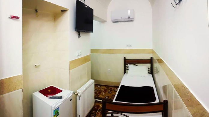 خانه مسافر شریف قم اتاق یک تخته خانه مسافر شریف قم اتاق یک تخته