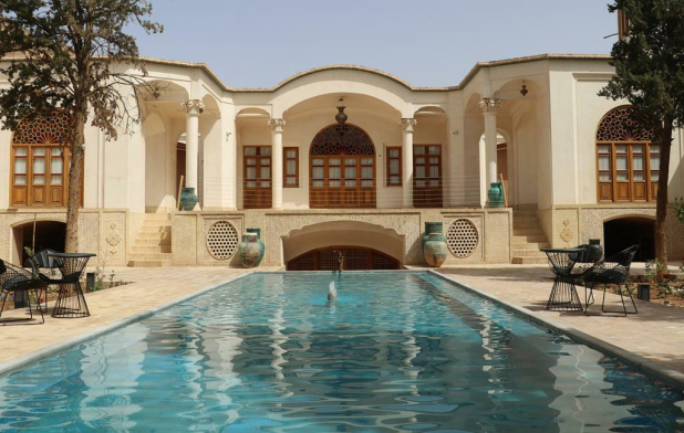 اقامتگاه سنتی عمارت ماندگار کاشان فضای داخلی اقامتگاه اقامتگاه سنتی عمارت ماندگار کاشان فضای داخلی اقامتگاه