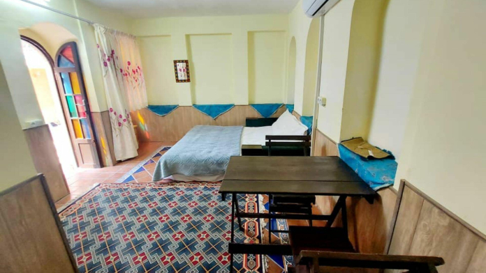 اقامتکاه بوم گردی یادمان شیراز اتاق دوتخته دابل 3 اقامتکاه بوم گردی یادمان شیراز اتاق دوتخته دابل 3