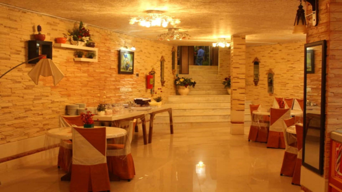 مجتمع گردشگری فرهمند جهرم رستوارن 2