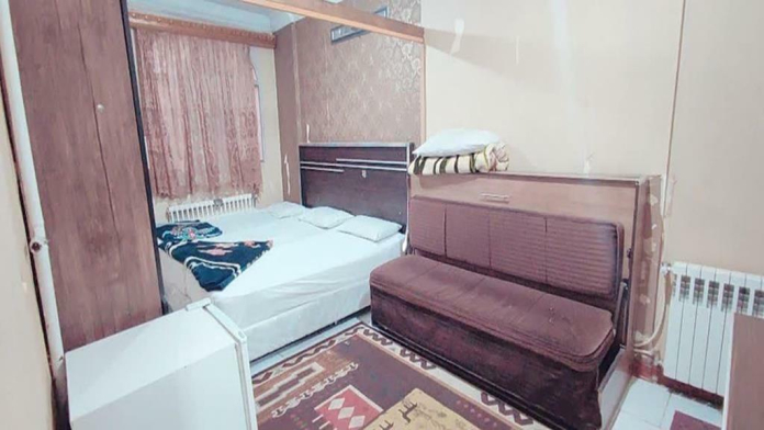 هتل آپارتمان الهیه مشهد اتاق سه تخته برای دونفر 2 هتل آپارتمان الهیه مشهد اتاق سه تخته برای دونفر 2