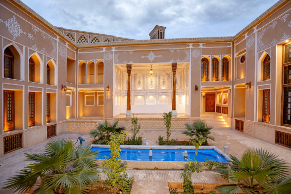 بوتیک هتل صفی خانی یزد فضای داخلی 5 بوتیک هتل صفی خانی یزد فضای داخلی 5