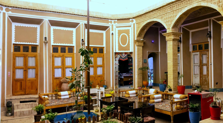 اقامتگاه بوم‌گردی دلخش یزد فضای داخلی اقامتگاه 3