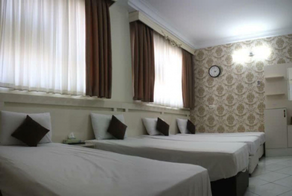 هتل بین الحرمین قم اتاق چهار تخته هتل بین الحرمین قم اتاق چهار تخته