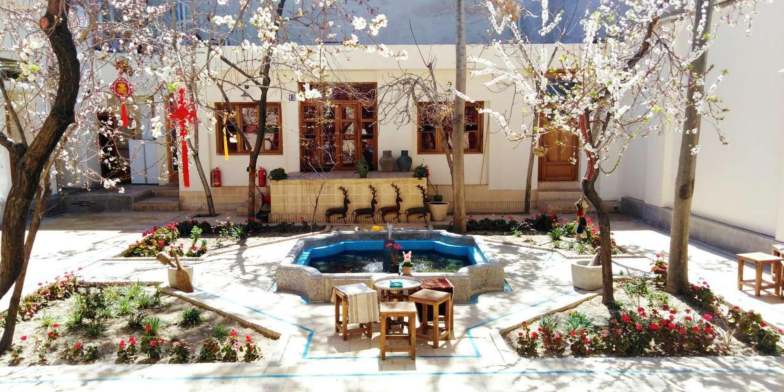 اقامتگاه بومگردی ماه بی بی اصفهان فضای داخلی اقامتگاه اقامتگاه بومگردی ماه بی بی اصفهان فضای داخلی اقامتگاه