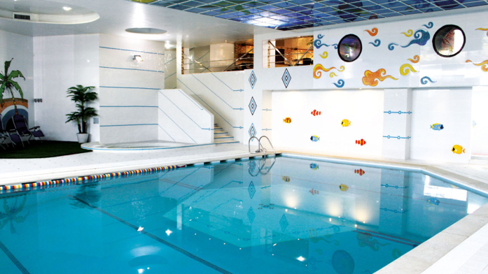 هتل بادله ساری استخر هتل بادله ساری استخر