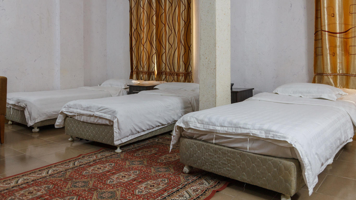 هتل آپادانا قشم اتاق سه تخته 1