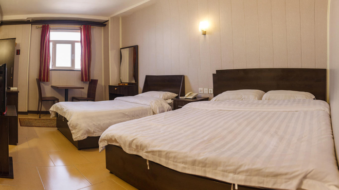 هتل آپادانا قشم اتاق سه تخته 3