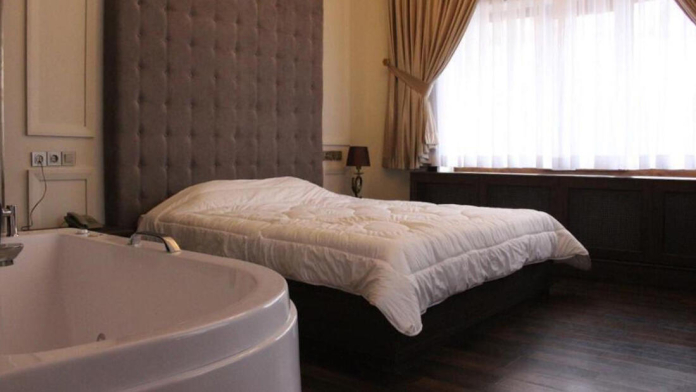 هتل باستانی نگین گچسر کرج فضای داخلی اتاق ها 2