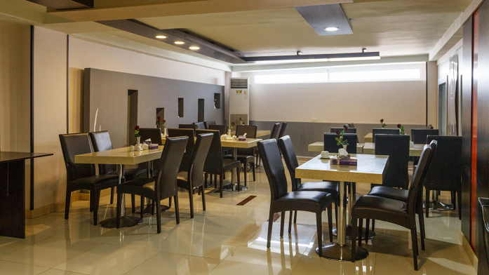 هتل آپارتمان پلاس قشم کافی شاپ 2 هتل آپارتمان پلاس قشم کافی شاپ 2