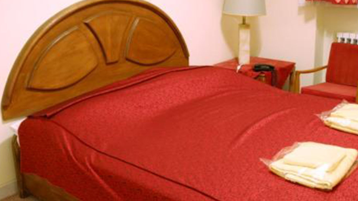 هتل جهانگردی اصفهان اتاق دو تخته 2 هتل جهانگردی اصفهان اتاق دو تخته 2