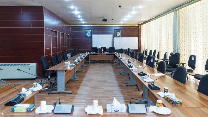 هتل زنبق یزد سالن کنفرانس هتل زنبق یزد سالن کنفرانس