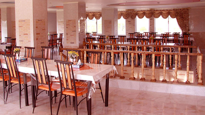 هتل گیلماز چابکسر رستوران هتل گیلماز چابکسر رستوران