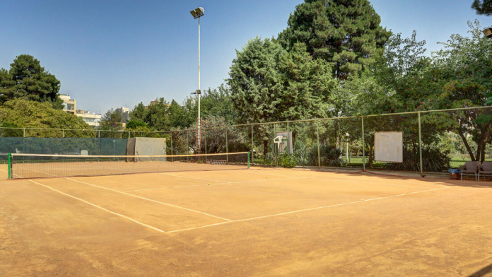 هتل هما 1 مشهد زمین تنیس هتل هما 1 مشهد زمین تنیس