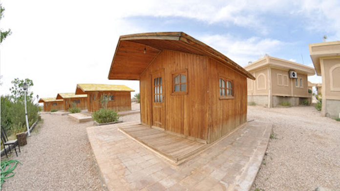 هتل نارنجستان طبس نمای بیرونی ۵