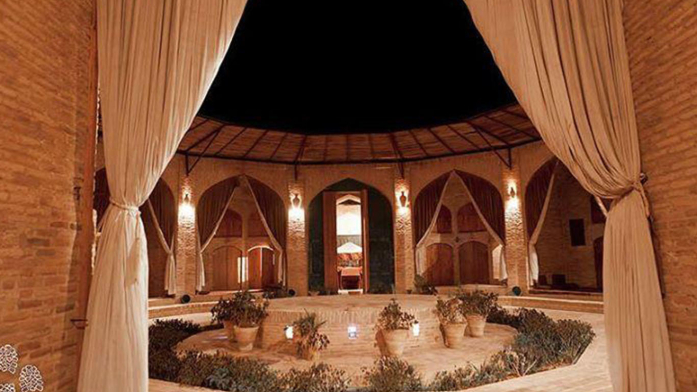 کاروانسرای زین الدین مهریز یزد فضای داخلی اقامتگاه 3 کاروانسرای زین الدین مهریز یزد فضای داخلی اقامتگاه 3