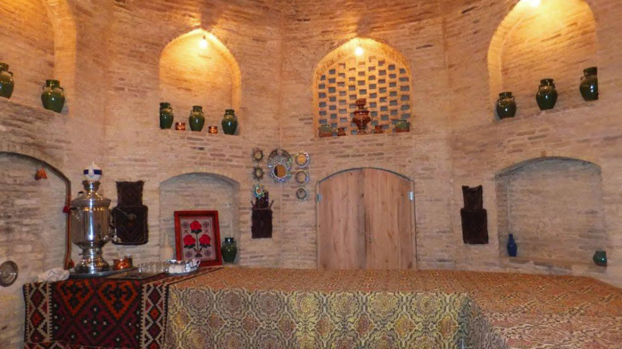 کاروانسرای زین الدین مهریز یزد فضای داخلی اقامتگاه 2 کاروانسرای زین الدین مهریز یزد فضای داخلی اقامتگاه 2