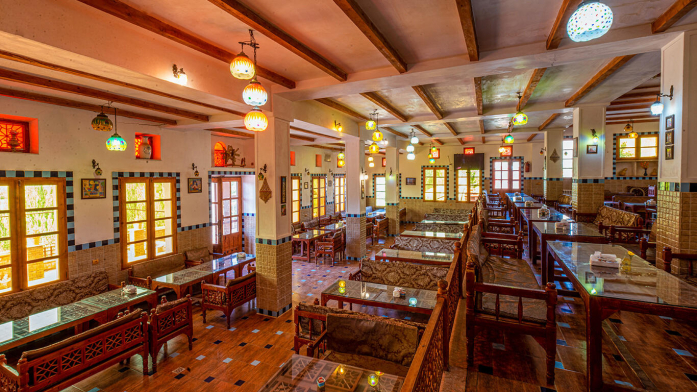 هتل ویونا ابیانه رستوران 1 هتل ویونا ابیانه رستوران 1