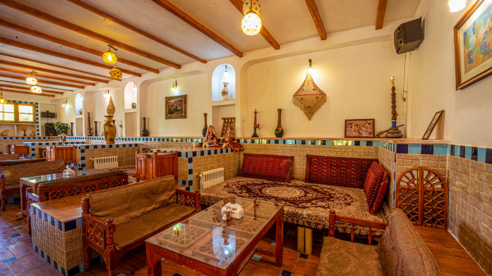 هتل ویونا ابیانه رستوران 2 هتل ویونا ابیانه رستوران 2