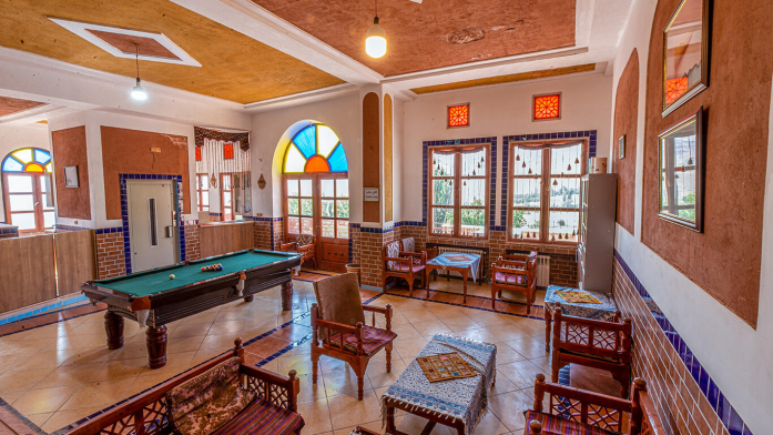 هتل ویونا ابیانه سالن بیلیارد هتل ویونا ابیانه سالن بیلیارد