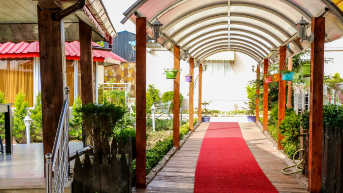 هتل بهشت تالاب بندر انزلی فضای بیرونی هتل 2 هتل بهشت تالاب بندر انزلی فضای بیرونی هتل 2