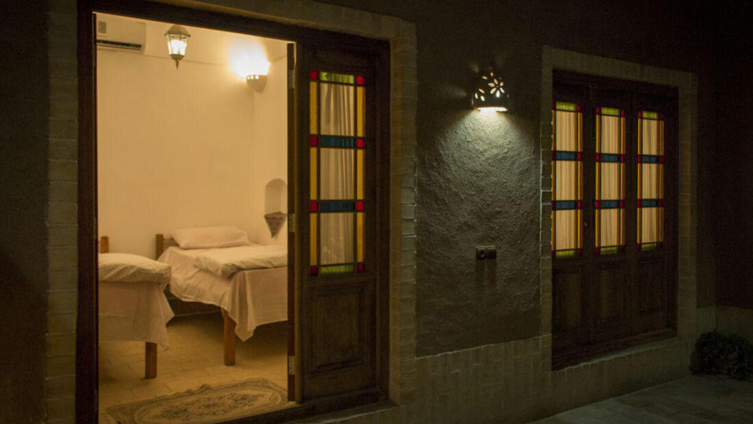 اقامتگاه بومگردی دالون یزد فضای داخلی اقامتگاه 3 اقامتگاه بومگردی دالون یزد فضای داخلی اقامتگاه 3