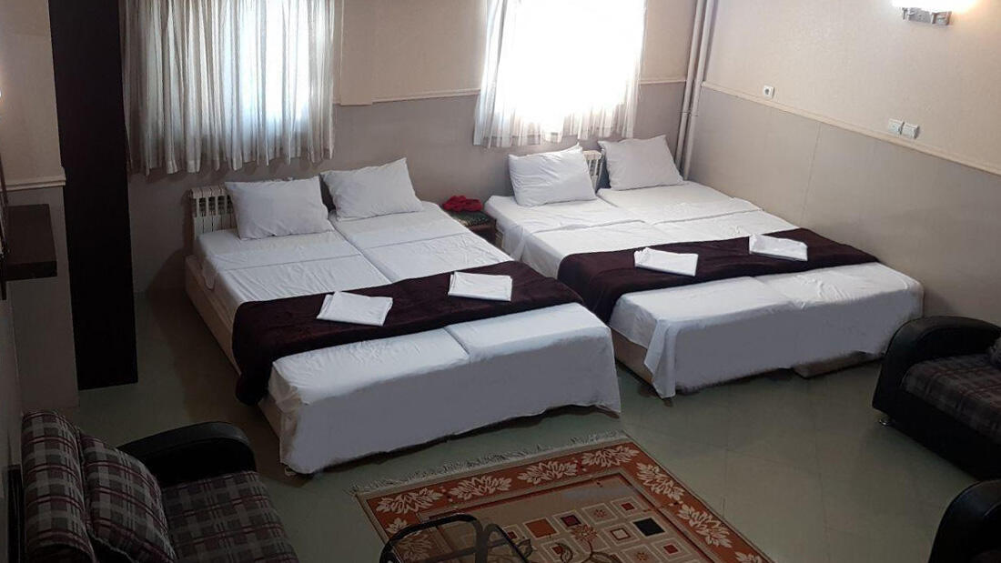 مهمانسرا حجاب مشهد اتاق چهار تخته