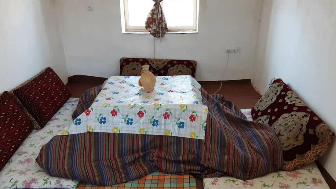 اقامتگاه بوم گردی هزارآبه اراک فضای داخلی اتاق ها 2