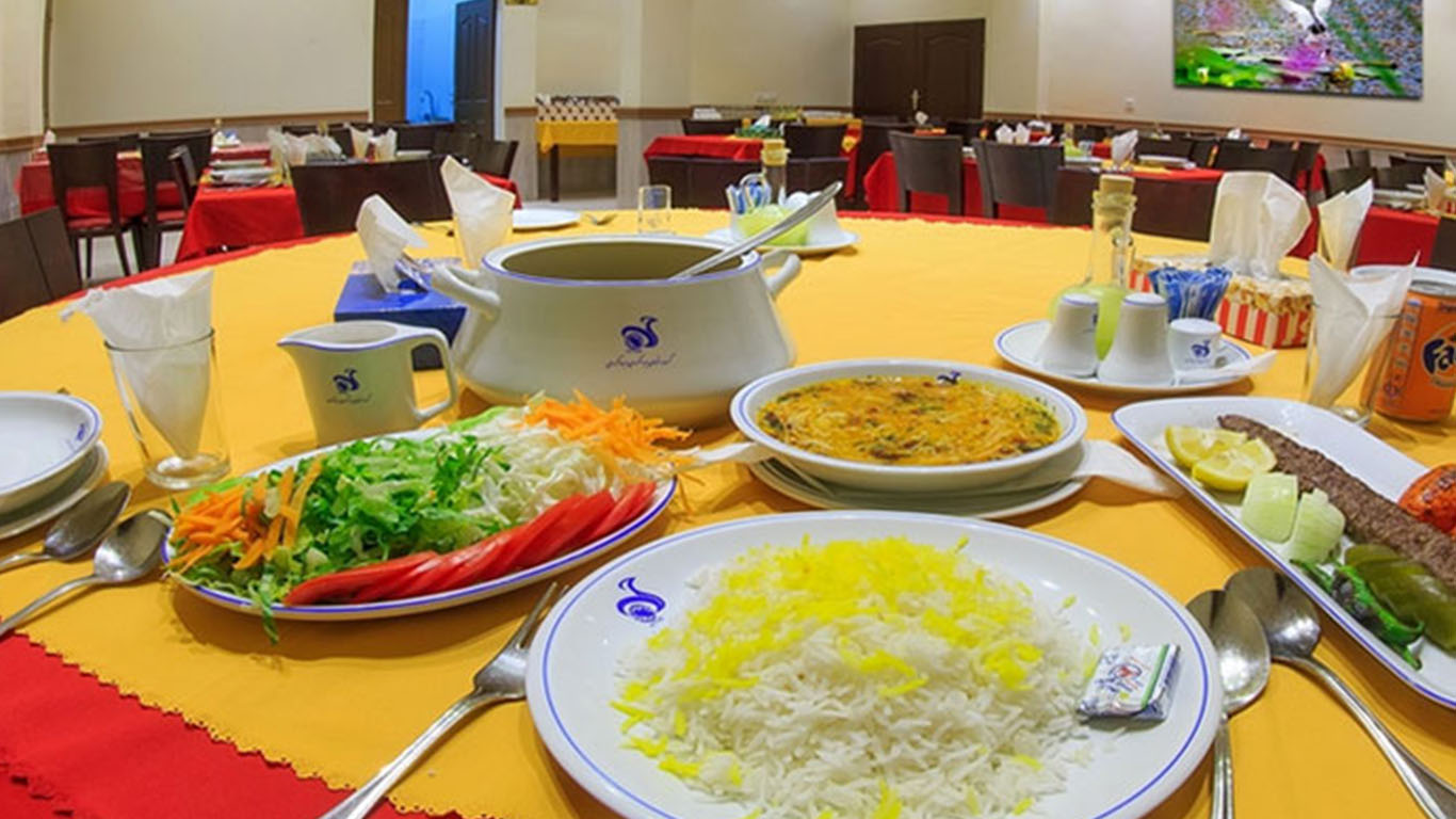 هتل جهانگردی مرند رستوران هتل جهانگردی مرند رستوران