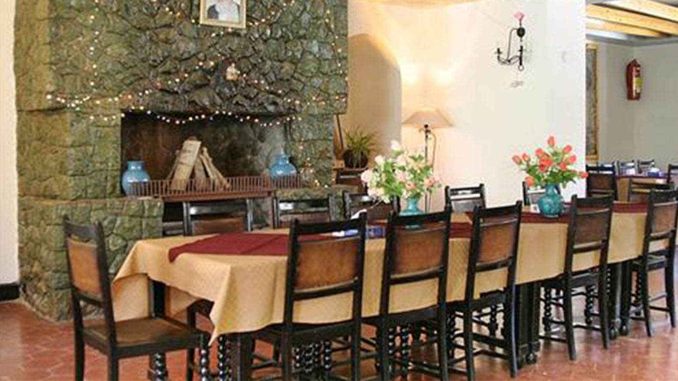 هتل جهانگردی شمشک