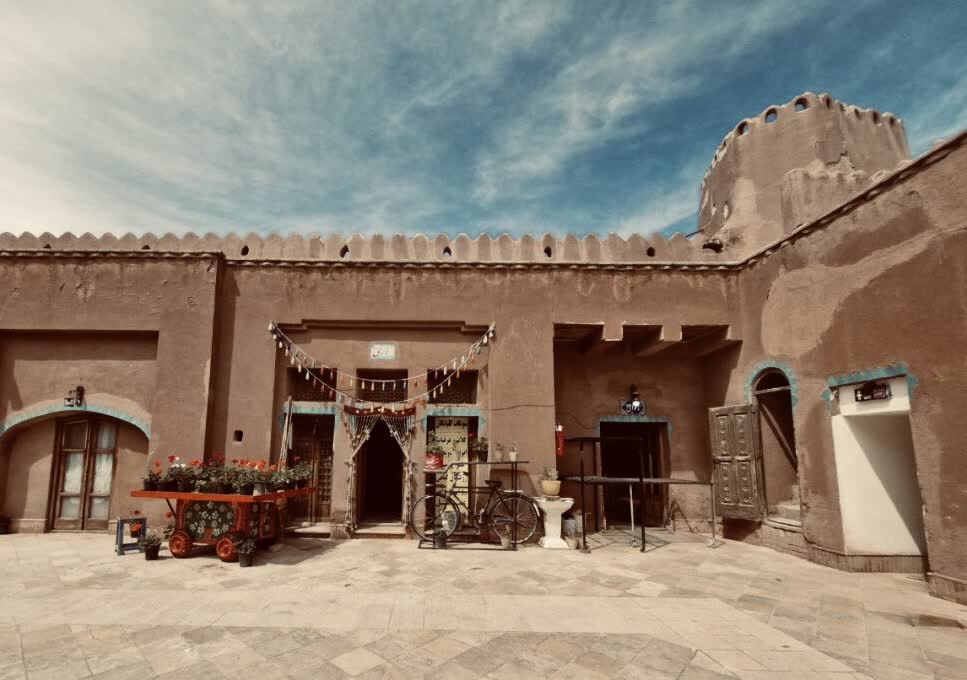 ارگ تاریخی گوگد