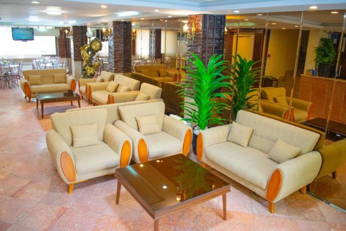 هتل آپارتمان آجیلیان مشهد لابی هتل آپارتمان آجیلیان مشهد لابی