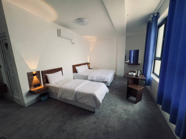 هتل آزادی قشم سه تخته رو به دریا هتل آزادی قشم سه تخته رو به دریا