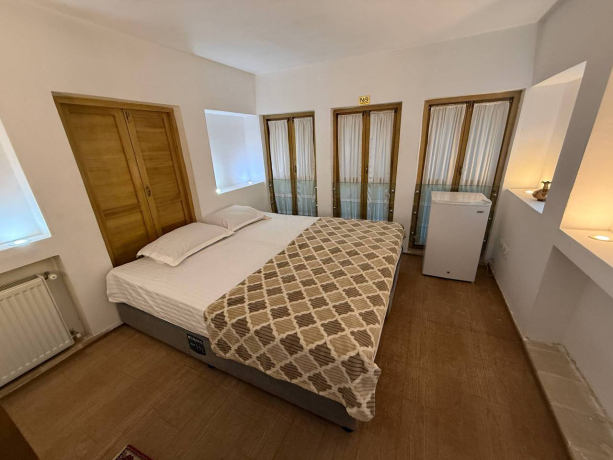 خانه مسافر نارسیس اصفهان فضای داخلی اتاقها خانه مسافر نارسیس اصفهان فضای داخلی اتاقها