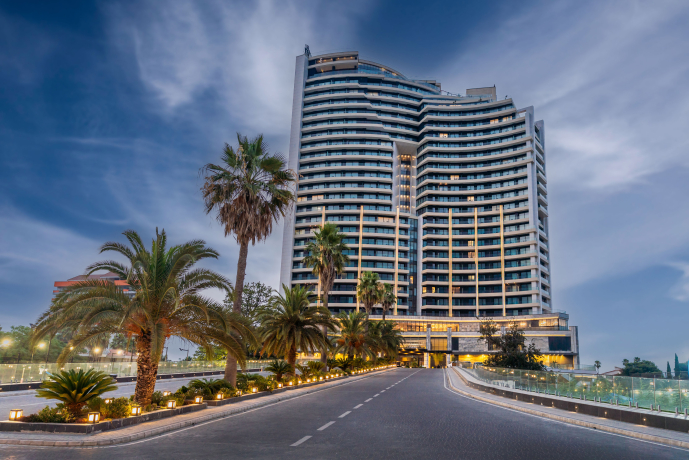 هتل آراز نوشهر نمای بیرونی هتل آراز نوشهر نمای بیرونی